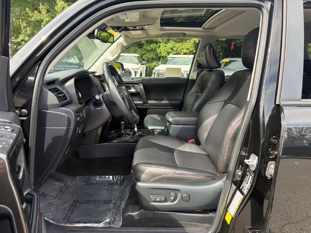 Certified 2024 Toyota 4Runner TRD Off-Road Premium w/ Moonroof Package AWD/4WD image 29