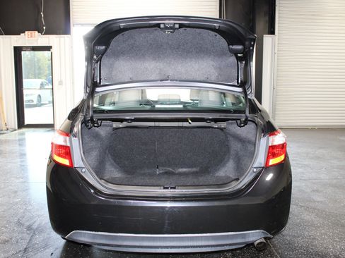 Used 2014 Toyota Corolla L FWD image 26