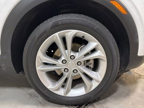 Used 2022 Buick Encore GX Preferred w/ Cold Weather Comfort Package image 9