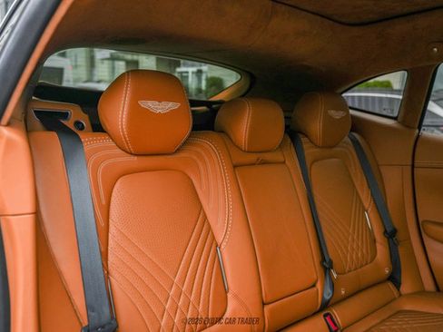Used 2021 Aston Martin DBX image 47