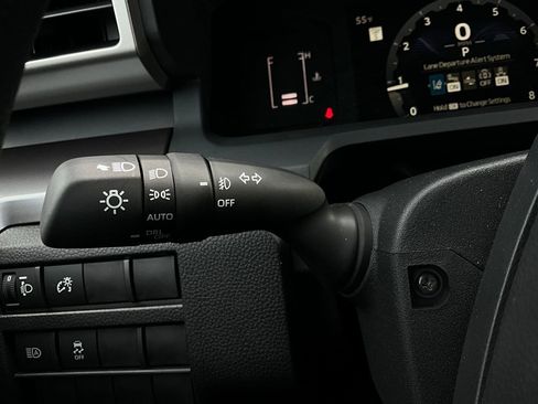 New 2026 Toyota Tacoma SR5 image 32