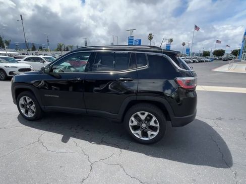 Used 2018 Jeep Compass Limited w/ Navigation Group image 6
