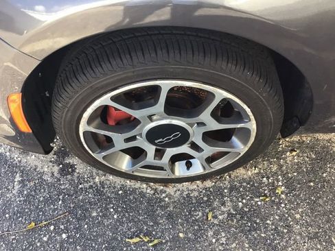 Used 2018 FIAT 500 Pop image 10