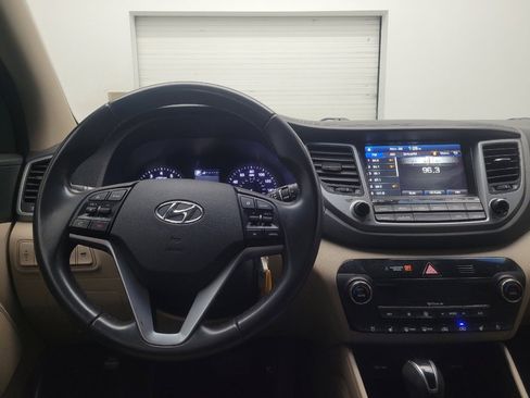 Used 2016 Hyundai Tucson Limited w/ Option Group 03 image 22