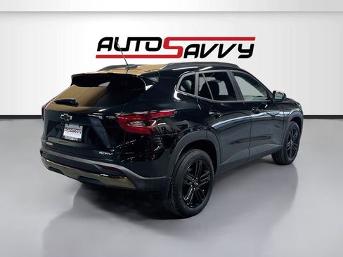 Used 2025 Chevrolet Trax ACTIV w/ Driver Confidence Package FWD image 7