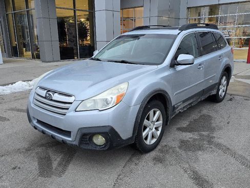 Used 2014 Subaru Outback 2.5i Premium w/ Moonroof Package image 21