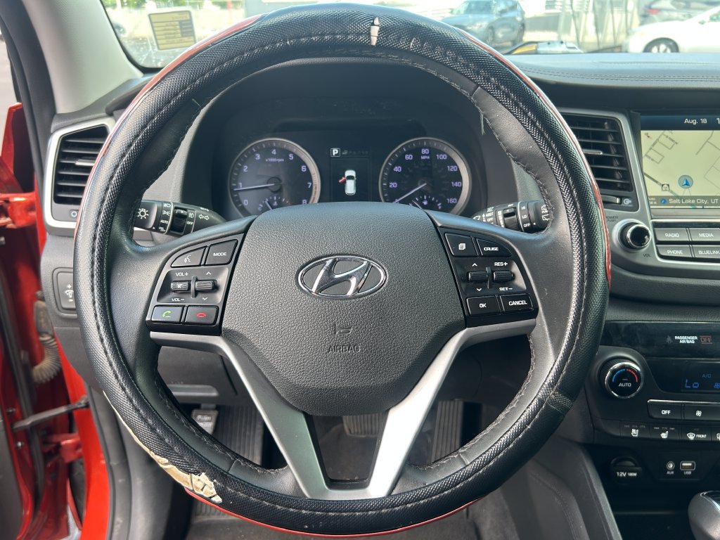 Used 2016 Hyundai Tucson Limited w/ Option Group 03 FWD image 21