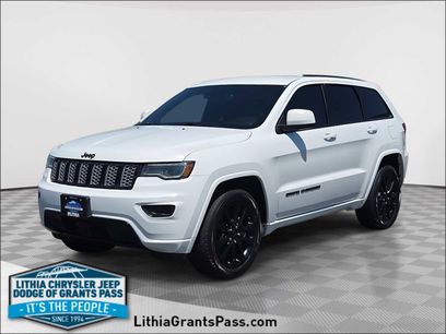 Used 2020 Jeep Grand Cherokee Altitude