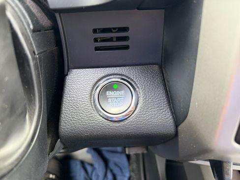 Used 2020 Ford F250 Lariat AWD/4WD image 23