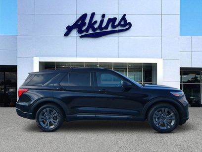 Certified 2021 Ford Explorer XLT w/ Equipment Group 202A