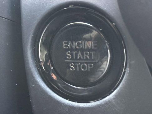 Used 2023 Honda HR-V LX image 22