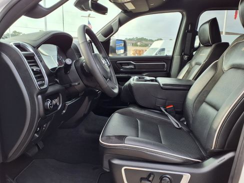 Used 2025 RAM 1500 Laramie image 11