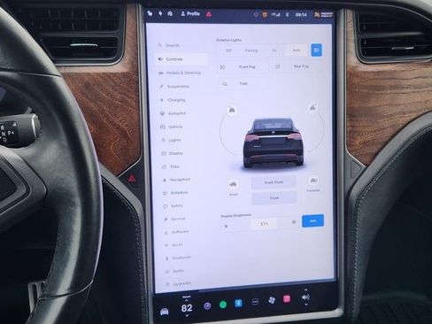 Used 2020 Tesla Model X Long Range image 21