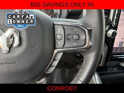 Used 2025 RAM 1500 Laramie AWD/4WD image 12