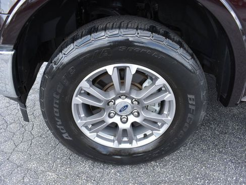 Used 2019 Ford F150 Lariat AWD/4WD image 32