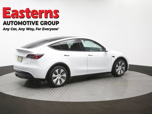 Used 2021 Tesla Model Y Long Range AWD/4WD image 39
