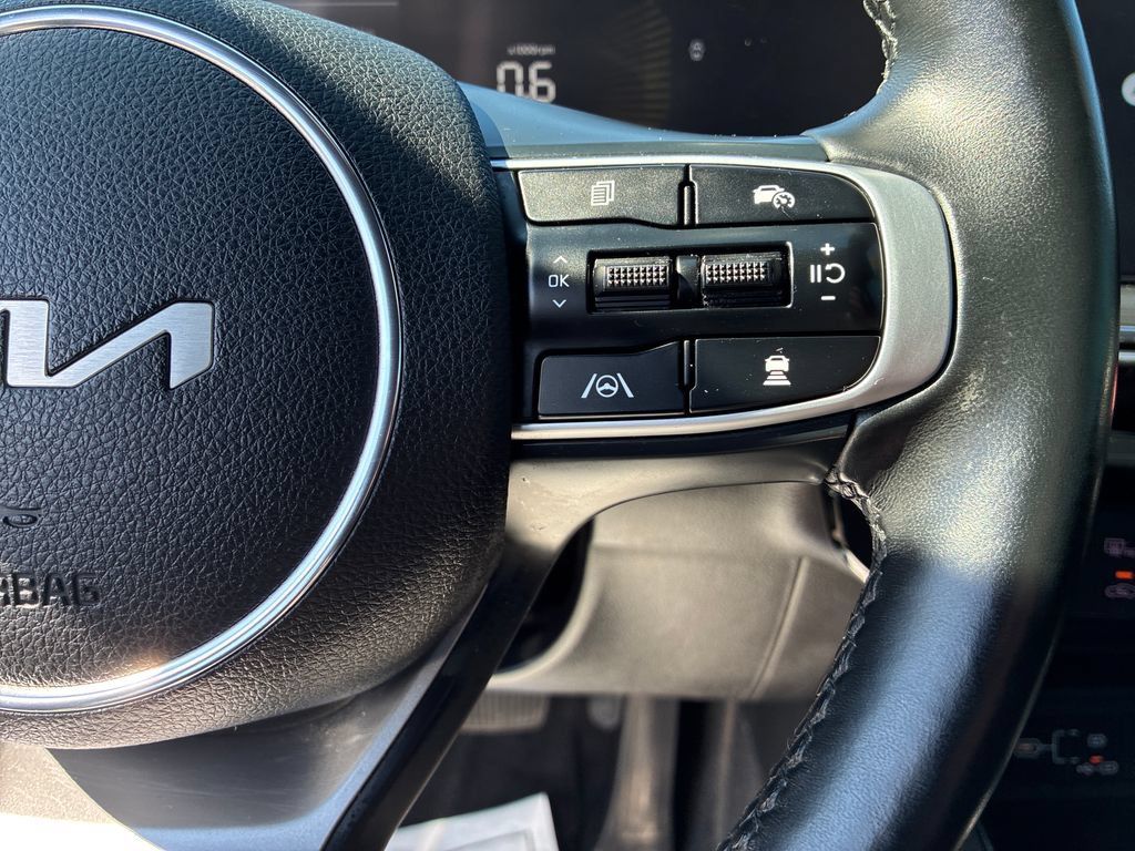 Used 2025 Kia K5 GT-Line w/ GT-Line Premium Package AWD/4WD image 21