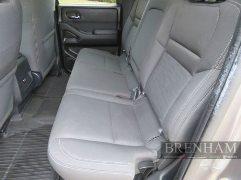 Used 2022 Nissan Frontier SV image 22