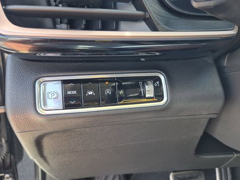 Used 2024 Buick Envision Sport Touring AWD/4WD image 30