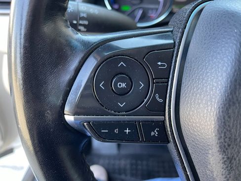 Used 2019 Toyota Camry XLE w/ Driver Assist Package FWD image 26