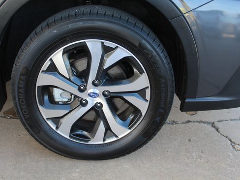 Used 2020 Subaru Outback Limited image 50