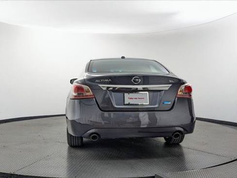 Used 2013 Nissan Altima 2.5 SL w/ Technology Pkg FWD image 7