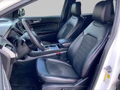 Used 2022 Ford Edge ST-Line w/ Cargo Accessory Package AWD/4WD image 8