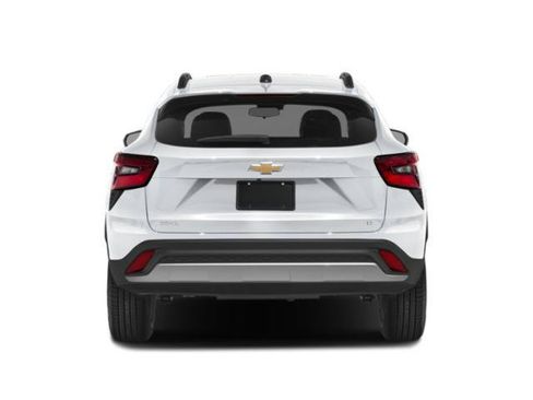 Used 2026 Chevrolet Trax LS w/ LS Convenience Package FWD image 8