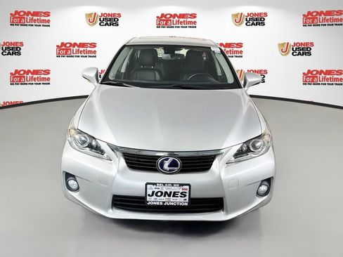 Used 2013 Lexus CT 200h w/ Leather Pkg FWD image 11
