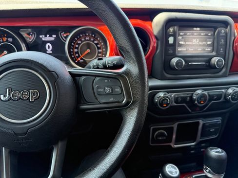 Used 2023 Jeep Wrangler Unlimited Sport AWD/4WD image 8