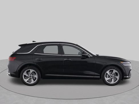 Used 2026 Genesis GV70 2.5T AWD/4WD image 8
