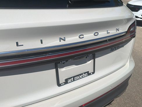 Used 2019 Lincoln Nautilus Reserve AWD/4WD image 10