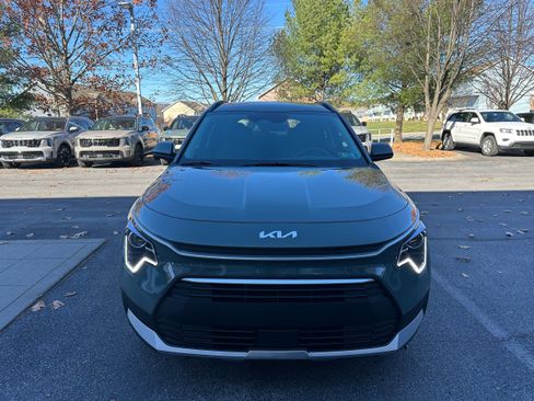 New 2026 Kia Niro EX image 2