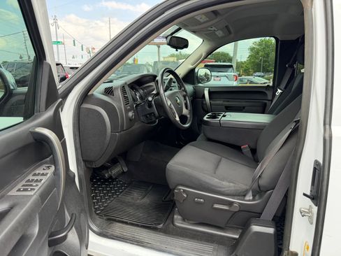 Used 2012 Chevrolet Silverado 1500 LT RWD image 4