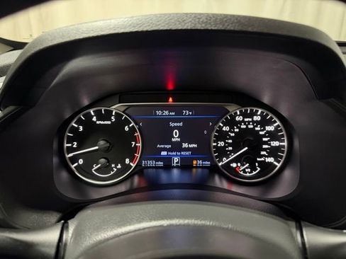 Used 2025 Nissan Altima 2.5 SV FWD image 11