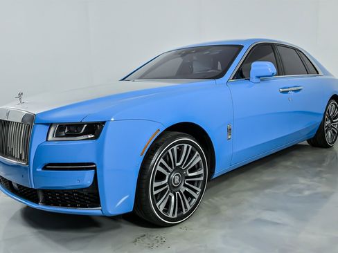 Used 2023 Rolls-Royce Ghost image 6