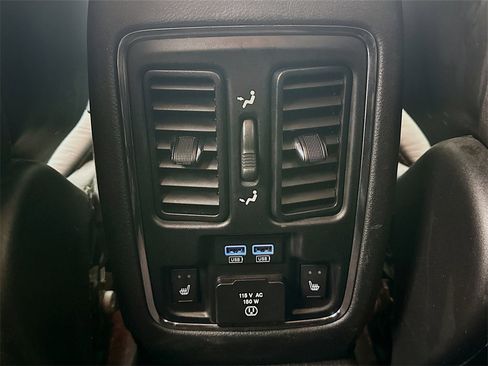 Used 2016 Dodge Durango Limited w/ Blacktop Package image 27