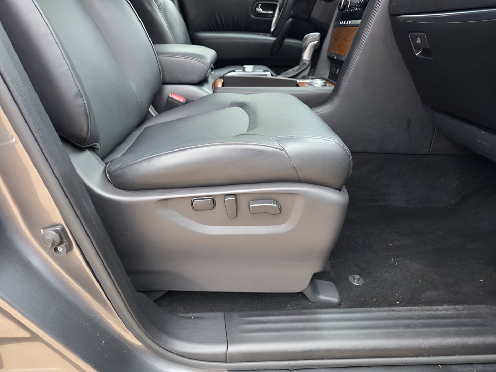 Used 2023 Nissan Armada SL AWD/4WD image 12