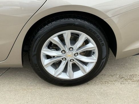 Used 2024 Chevrolet Malibu LT image 11