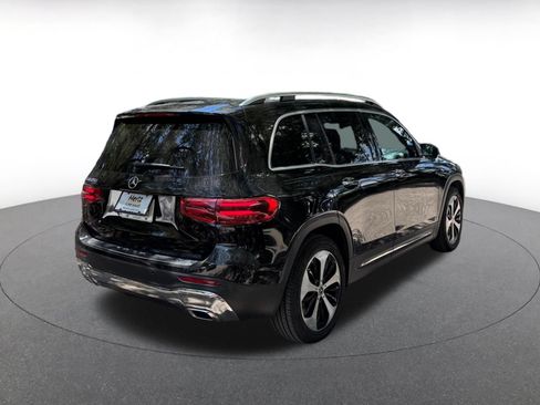 Used 2025 Mercedes-Benz GLB 250 image 7