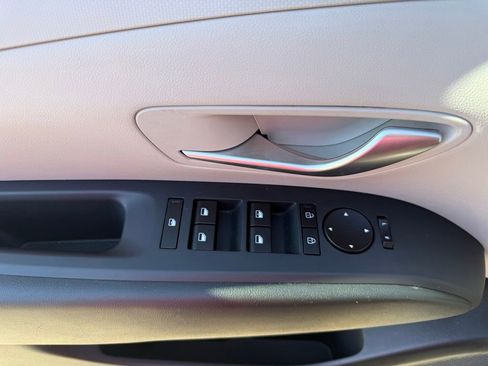 Used 2026 Hyundai Tucson SE AWD/4WD image 16