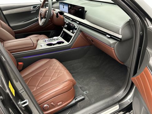 Certified 2026 Genesis GV80 3.5T Prestige AWD/4WD image 26