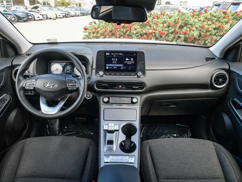 Used 2023 Hyundai Kona SE FWD image 14