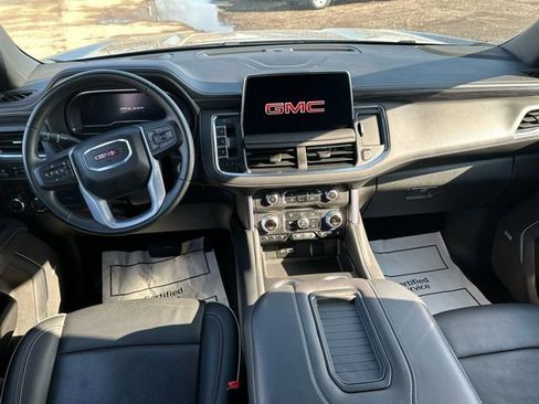 Used 2024 GMC Yukon XL SLT image 42