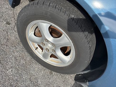 Used 2002 Ford Taurus SES image 15