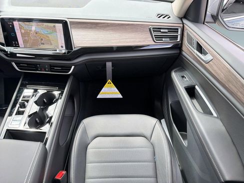 New 2026 Volkswagen Atlas SEL AWD/4WD image 29
