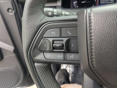 Certified 2025 Toyota Tacoma TRD Pro AWD/4WD image 28