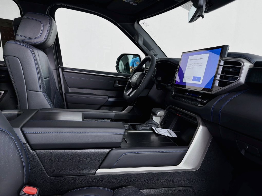 New 2026 Toyota Tundra Platinum AWD/4WD image 32