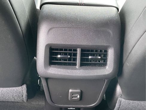 Used 2024 Chevrolet Equinox RS w/ RS Leather Package AWD/4WD image 17