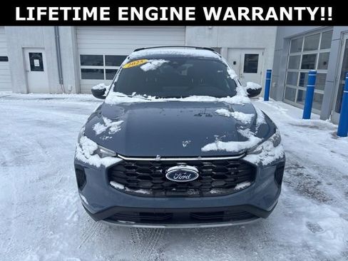 Used 2025 Ford Escape ST-Line w/ Tech Pack #1 image 3